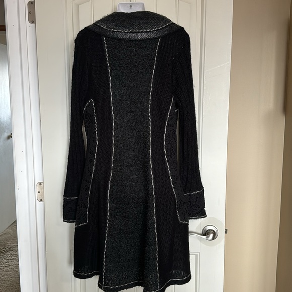 Black and Grey Sweater Jacket, Papa, size Large - Picture 5 of 5